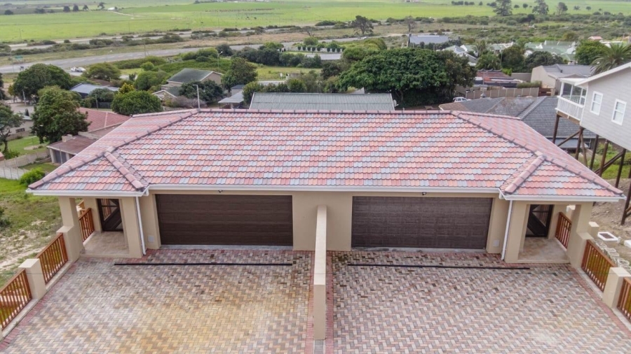 3 Bedroom Property for Sale in Fraaiuitsig Western Cape